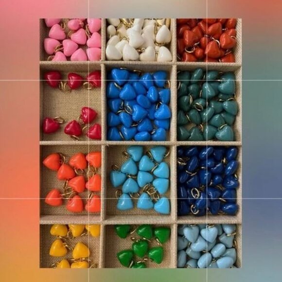 ROXANNE ASSOULIN The Mini Happy Heart Charm in cream - Picture 8 of 11